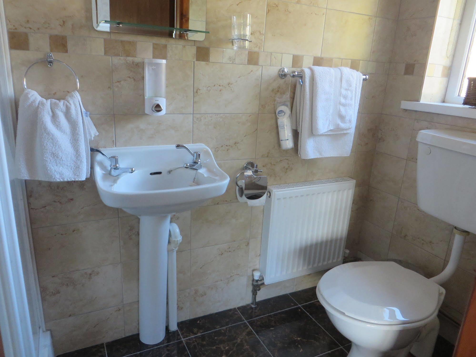 Dawn House B&B Kilmeaden Bagian luar foto